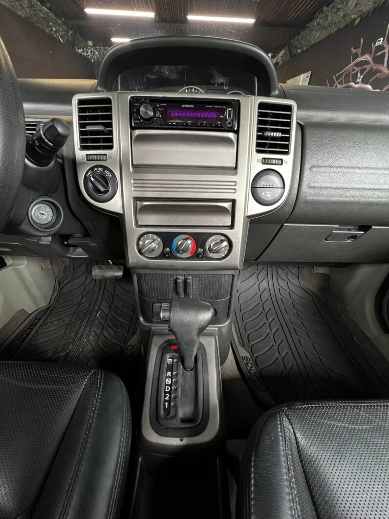 
								NISSAN XTRAIL 2.5 CLASSIC 4X4 AUT full									