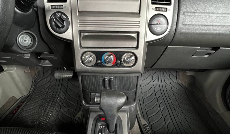 
								NISSAN XTRAIL 2.5 CLASSIC 4X4 AUT full									