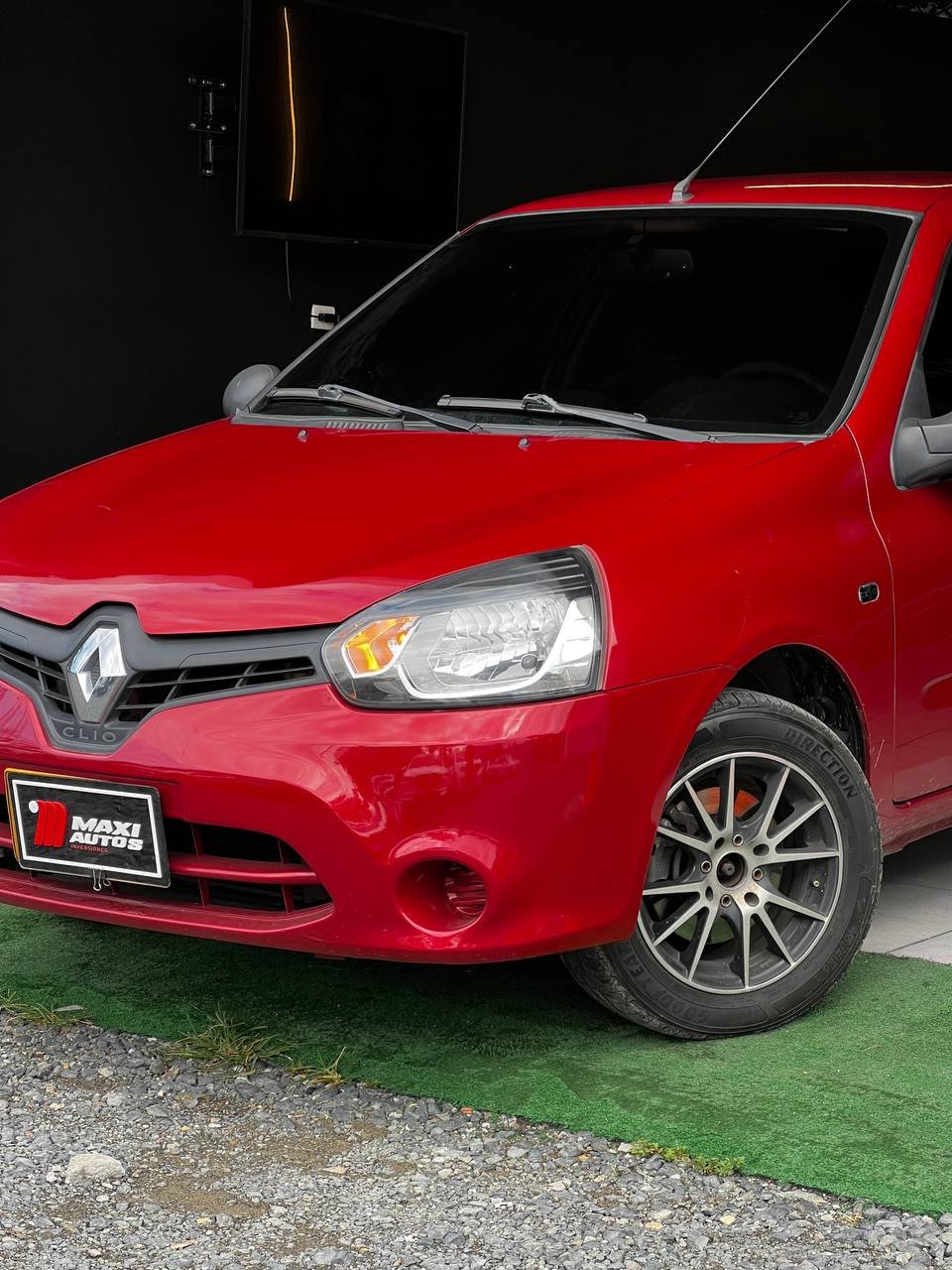 RENAULT CLIO STYLE