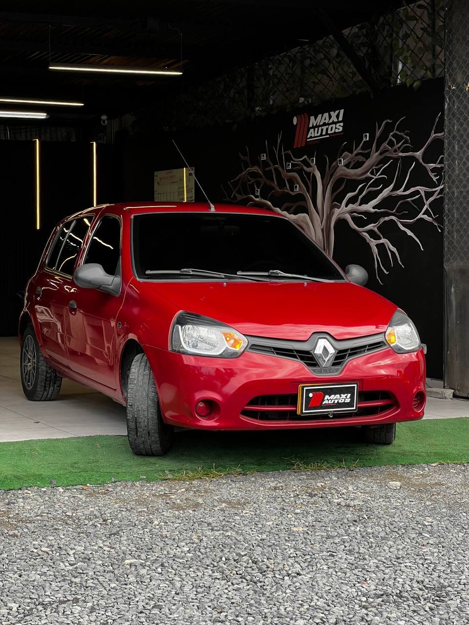 RENAULT CLIO STYLE