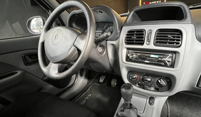 
								RENAULT CLIO STYLE full									