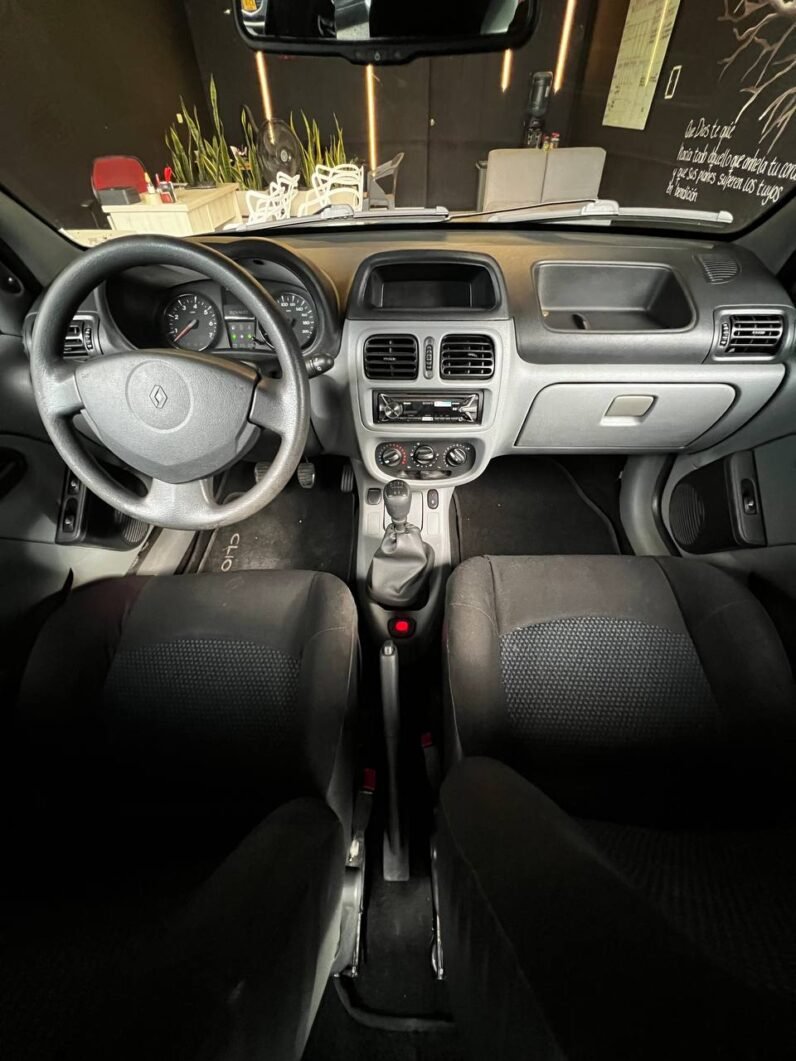 
								RENAULT CLIO STYLE full									