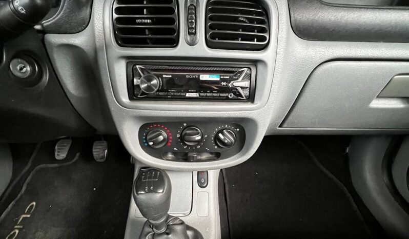 
								RENAULT CLIO STYLE full									