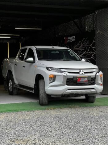 MITSUBISHI L 200 TRITON MT DIESEL 4X4
