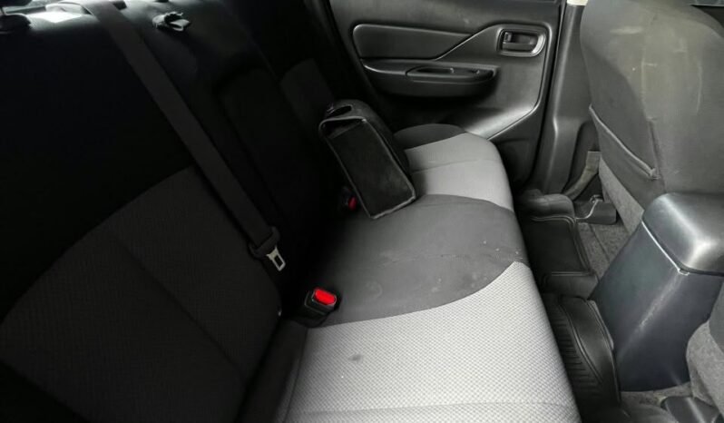 
								MITSUBISHI L 200 TRITON MT DIESEL 4X4 full									