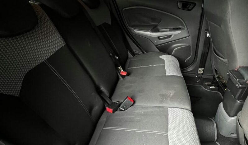 
								FORD ECOSPORT SE MT 2.0 full									