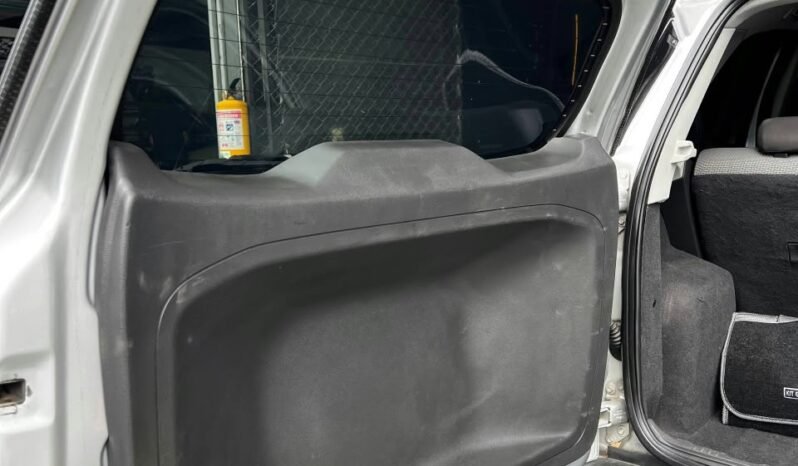 
								FORD ECOSPORT SE MT 2.0 full									