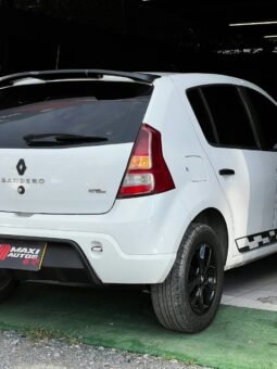 
										RENAULT SANDERO GT LINE 1.6 MT full									