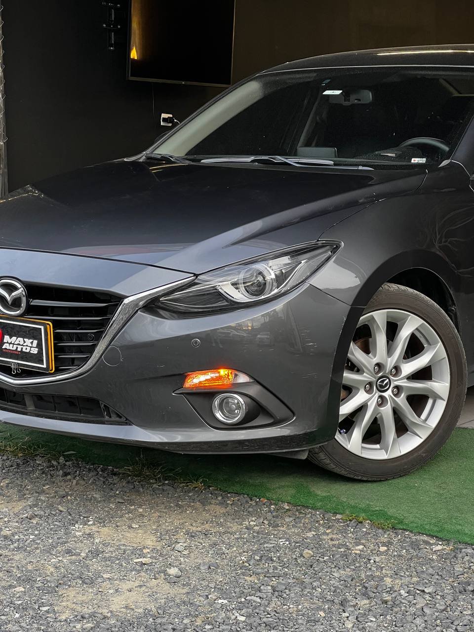MAZDA 3 GRAND TOURING SD
