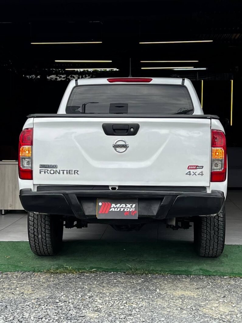 
								NISSAN FRONTIER NP300 2.5 DIESEL  MT 4X4 full									