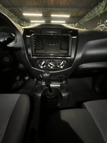 NISSAN FRONTIER NP300 2.5 DIESEL  MT 4X4