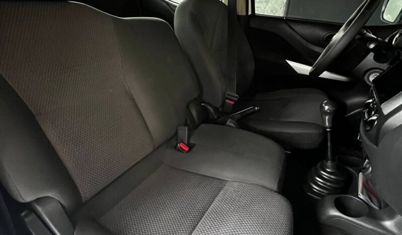 
								NISSAN FRONTIER NP300 2.5 DIESEL  MT 4X4 full									