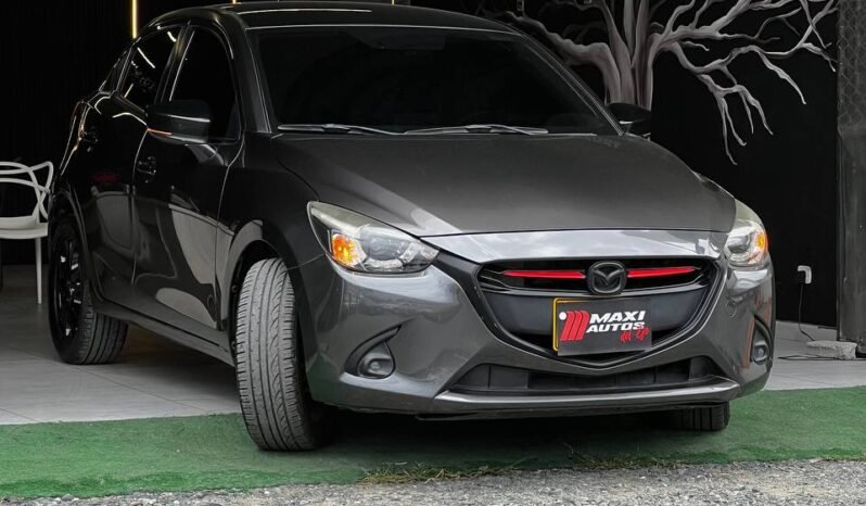 
								MAZDA 2 GRAND TOURING 1.5 MT full									