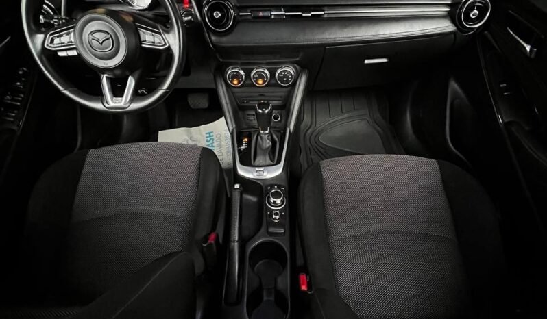 
								MAZDA 2 GRAND TOURING 1.5 MT full									