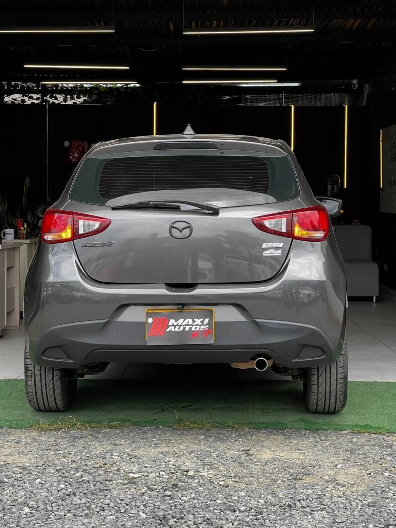 
								MAZDA 2 GRAND TOURING 1.5 MT full									