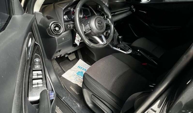 
								MAZDA 2 GRAND TOURING 1.5 MT full									