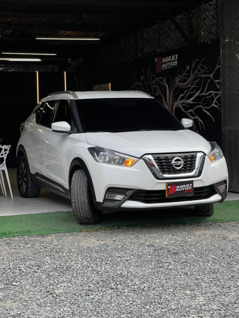 
								NISSAN KICKS ADVANCE 1.6L AT full									