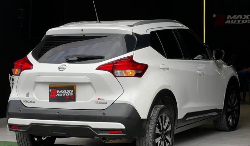 
								NISSAN KICKS ADVANCE 1.6L AT full									