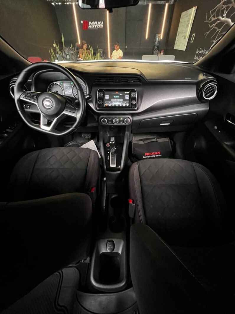 
								NISSAN KICKS ADVANCE 1.6L AT full									