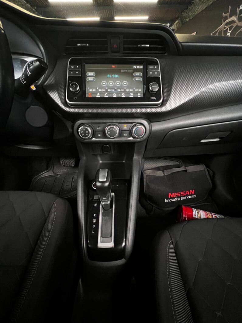 
								NISSAN KICKS ADVANCE 1.6L AT full									