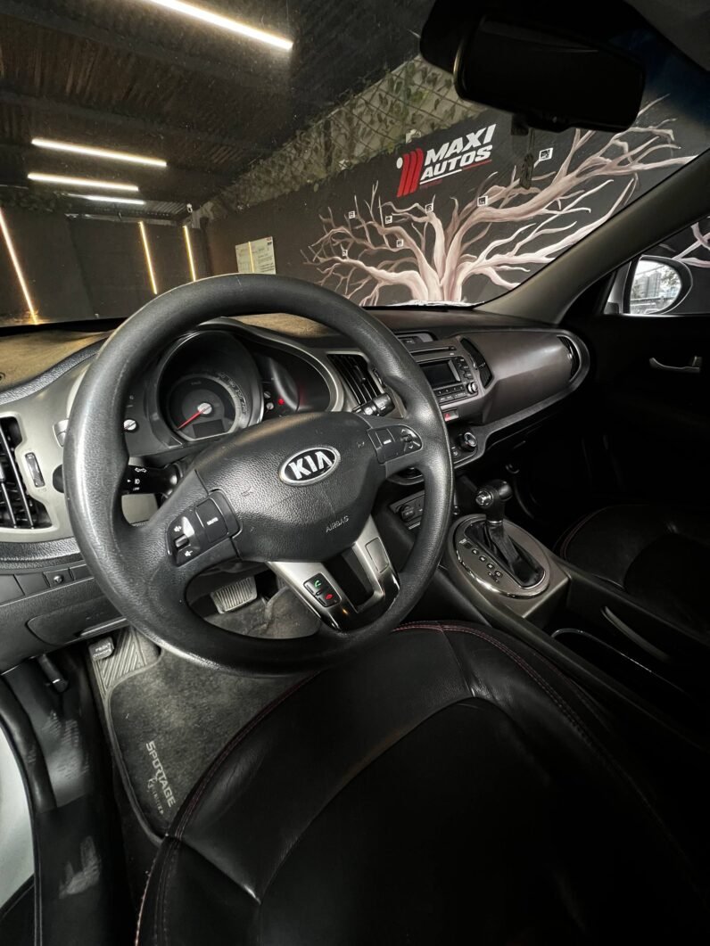 
								KIA NEW SPORTAGE LX DIESEL 2.0 AT 4X4 full									