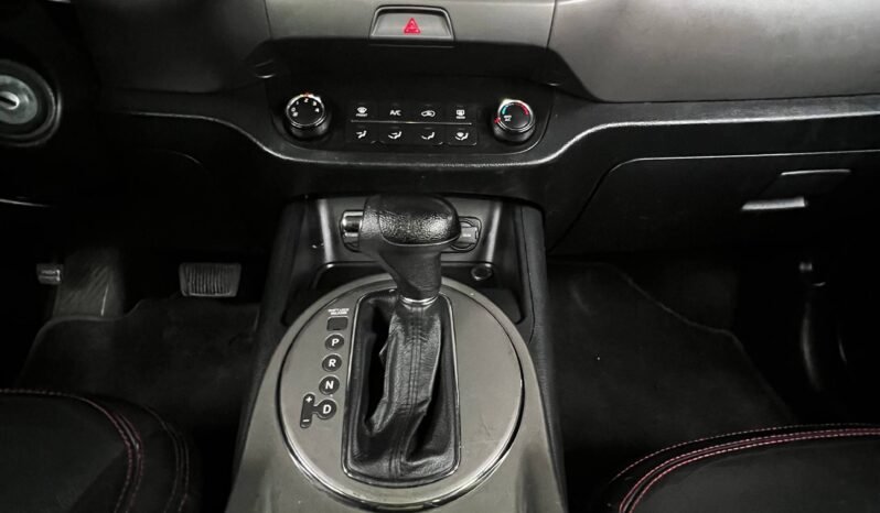 
								KIA NEW SPORTAGE LX DIESEL 2.0 AT 4X4 full									