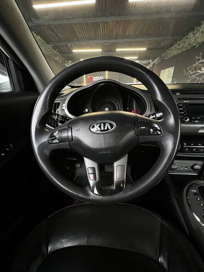 
								KIA NEW SPORTAGE LX DIESEL 2.0 AT 4X4 full									