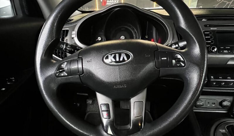 
								KIA NEW SPORTAGE LX DIESEL 2.0 AT 4X4 full									