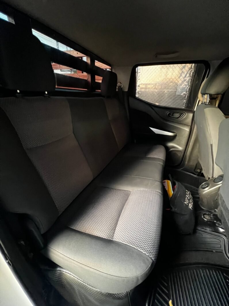 
								NISSAN FRONTIER NP300 2.5 DIESEL  MT 4X4 full									