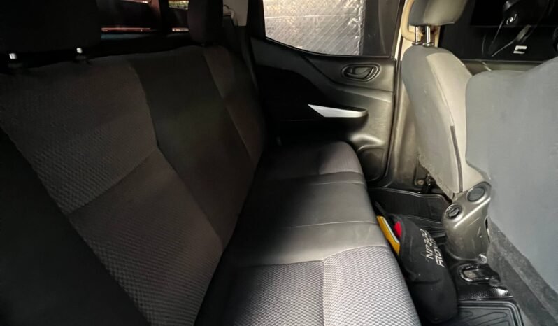 
								NISSAN FRONTIER NP300 2.5 DIESEL  MT 4X4 full									