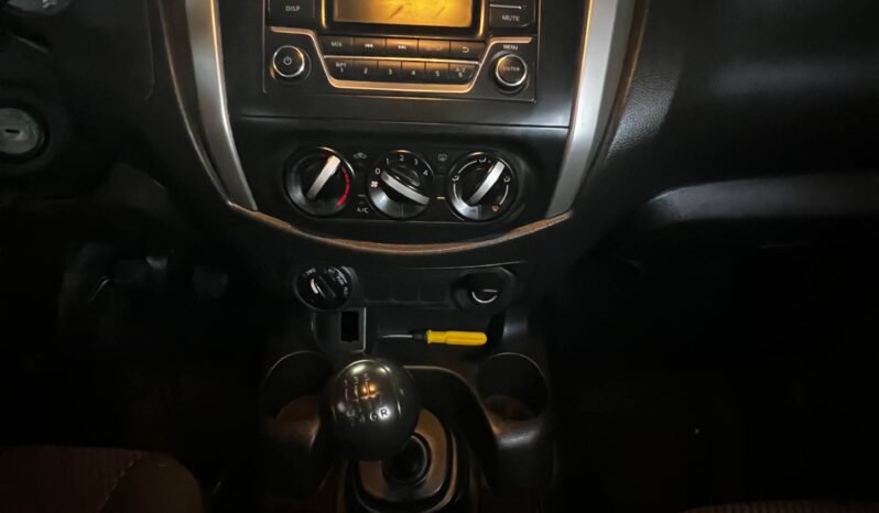 
								NISSAN FRONTIER NP300 2.5 DIESEL  MT 4X4 full									