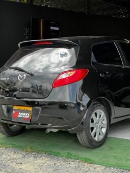 
										MAZDA 2 1.5 HM AT full									