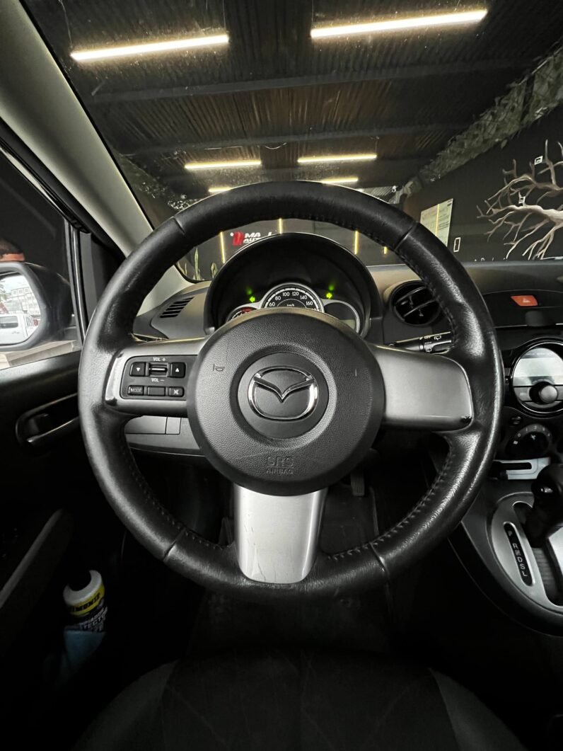 
								MAZDA 2 1.5 HM AT full									