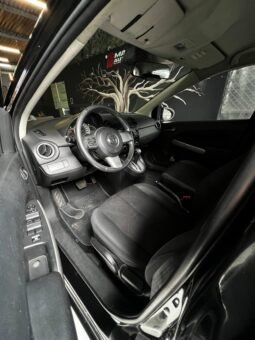 
										MAZDA 2 1.5 HM AT full									