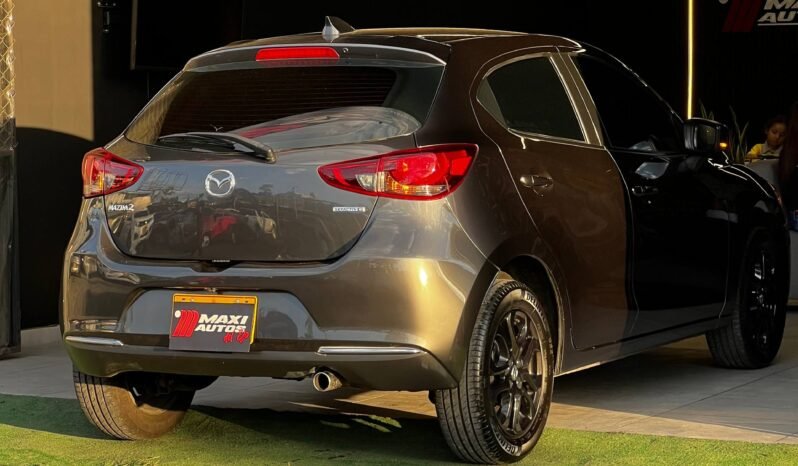 
								MAZDA 2 GRAND TOURING LX 1.5 AT full									