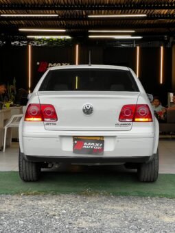 VOLKSWAGEN JETTA CLASSIC EUROPA MT 2.0