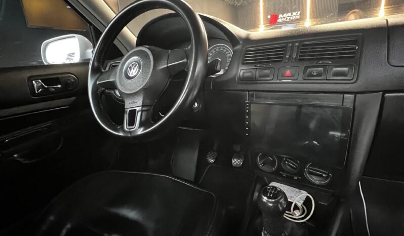 
								VOLKSWAGEN JETTA CLASSIC EUROPA MT 2.0 full									