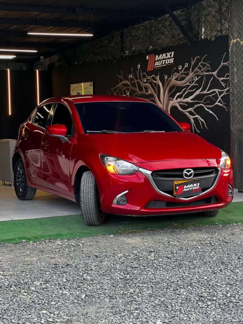 
								MAZDA 2 TOURING MT full									