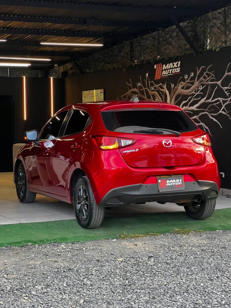 
								MAZDA 2 TOURING MT full									