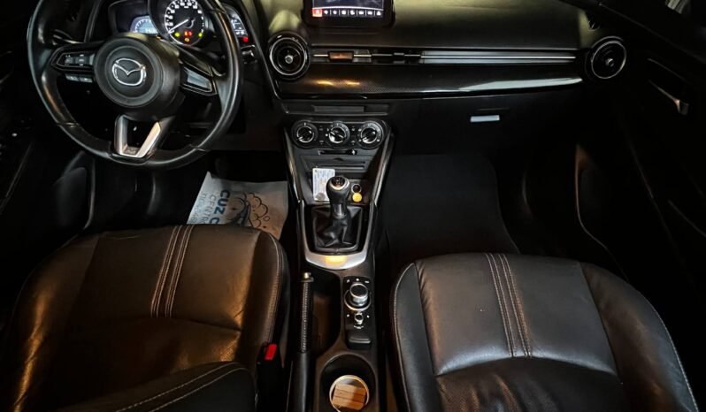 
								MAZDA 2 TOURING MT full									