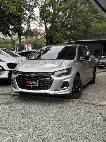 CHEVROLET ONIX RS MT HB
