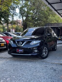 NISSAN XTRAIL EXCLUSIVE 2.5 AT 4X4