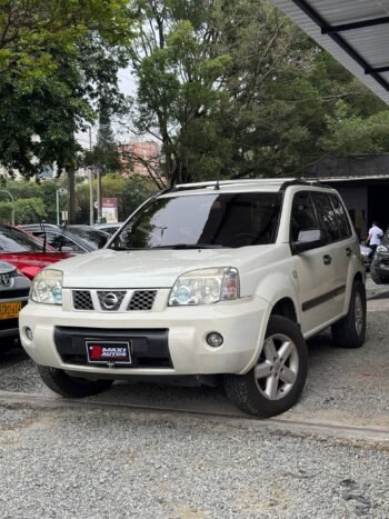 NISSAN XTRAIL 2.5 CLASSIC 4X4 AUT