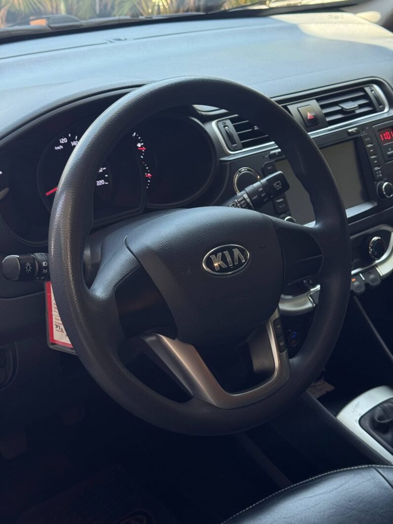 
								KIA RIO UB EX HB 1.250 MT full									
