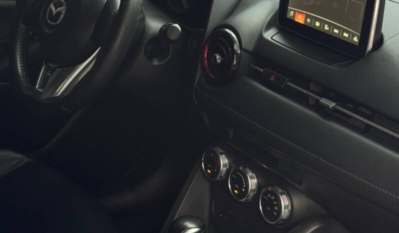 
								MAZDA CX-3 TOURING AT 2.0 4X2 full									