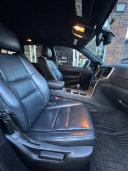 
										JEEP GRAND CHEROKEE LAREDO 3.6L AT 4X4 full									