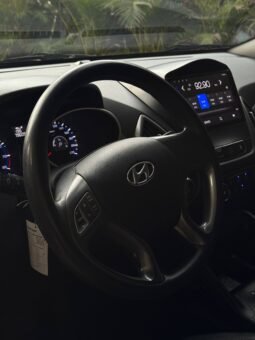 
										HYUNDAI TUCSON IX-35 STYLE 2.0 AT 4×2 full									