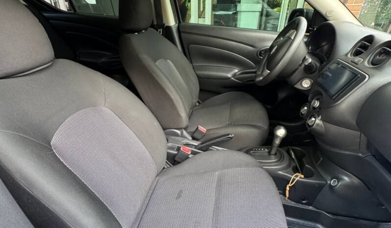 
								NISSAN VERSA DRIVE AT 1.6 SD full									