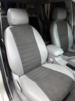 
										TOYOTA HILUX 3.0 AT DIESEL 4X4 full									