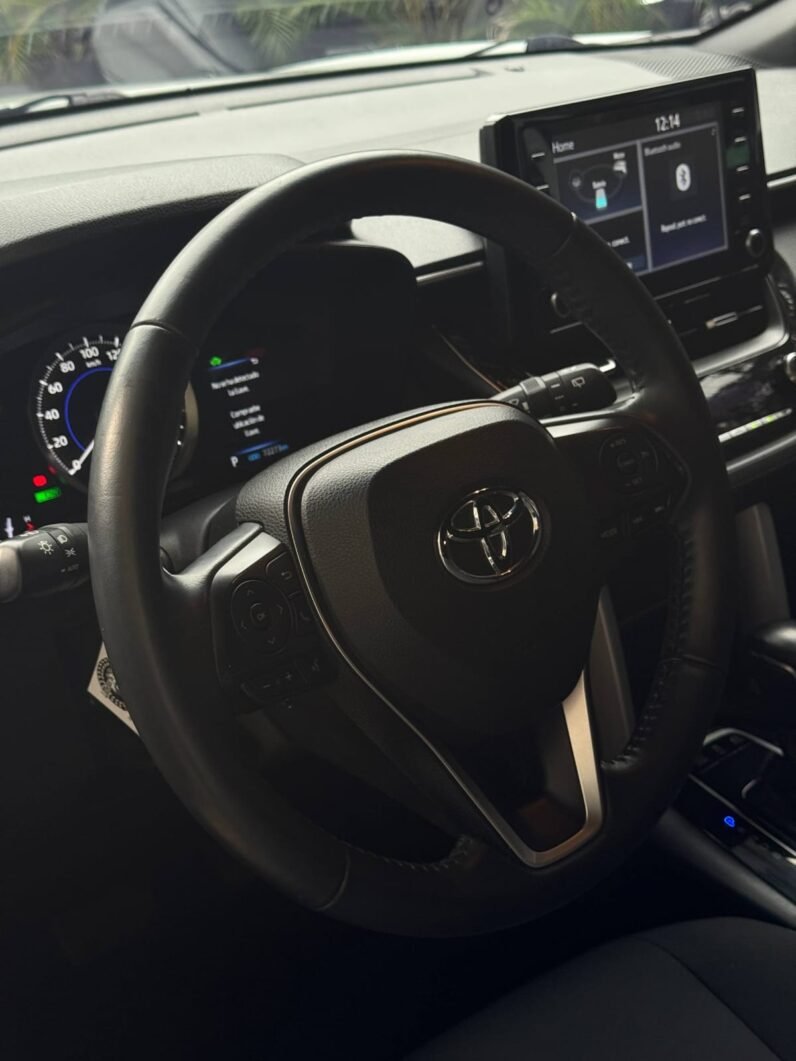 
								TOYOTA COROLLA CROSS XEI HYBRID 1.8 AT full									